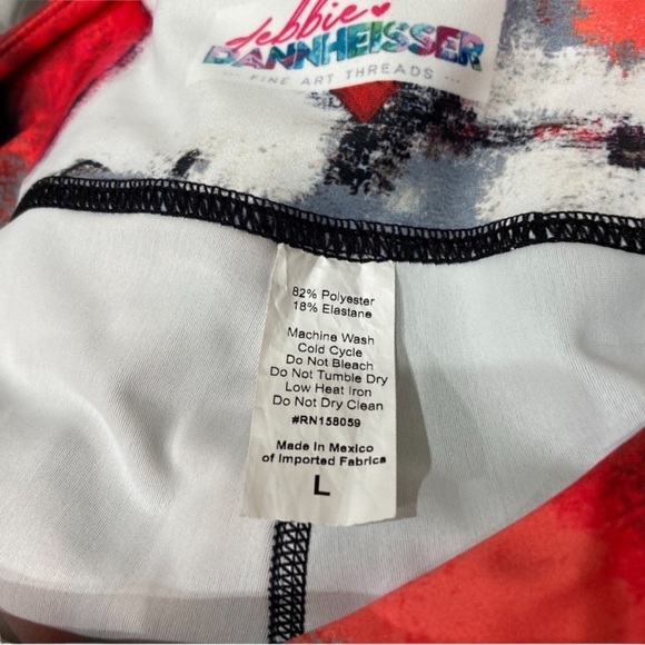 DEBBIE DANNHEISSER Abstract B/W w/ Red Hearts Fine Art High Waist Leggings LARGE - Picture 7 of 7